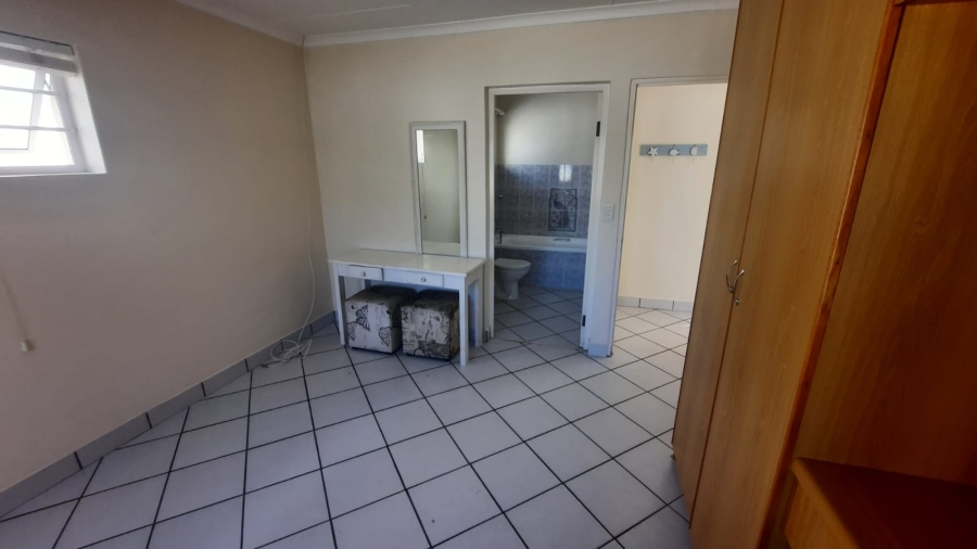 2 Bedroom Property for Sale in The Village Western Cape